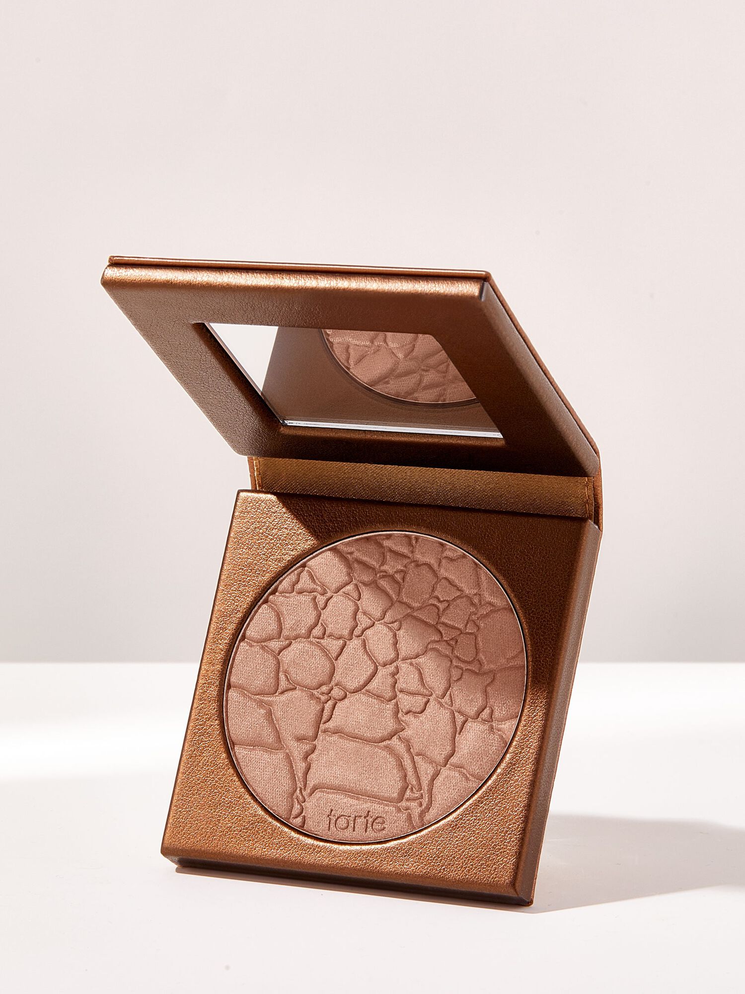 Amazonian clay waterproof bronzer image number null