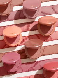 Amazonian clay 12-hour blush image number 4