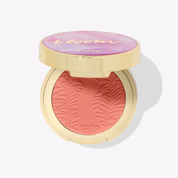 Amazonian clay 12-hour blush in bloom